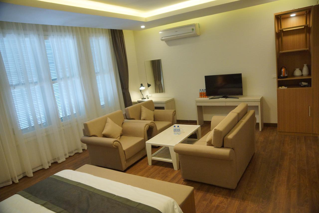 Hung Vuong Hotel - Hanoi — Photos 1